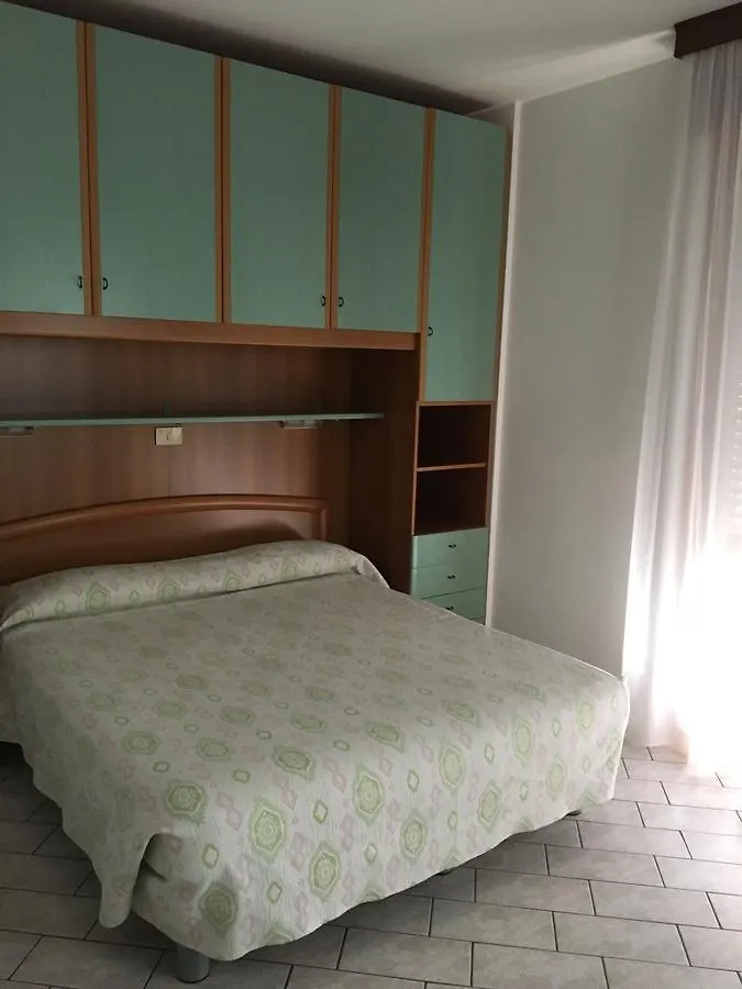 Residence Moresco Lido di Jesolo 0*,